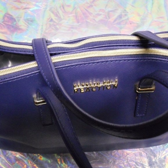 GORGEOUS BLUE KENNETH COLE REACTION SATCHEL - Picture 7 of 8